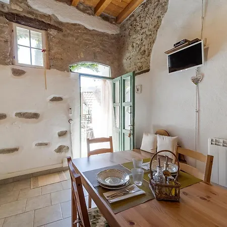 Agriturismo Nonnamelia Nasino Exterior photo